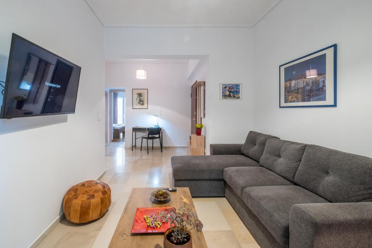 Sokos Residence, 1' Walk From Aghios Ioannis Metro アテネ エクステリア 写真