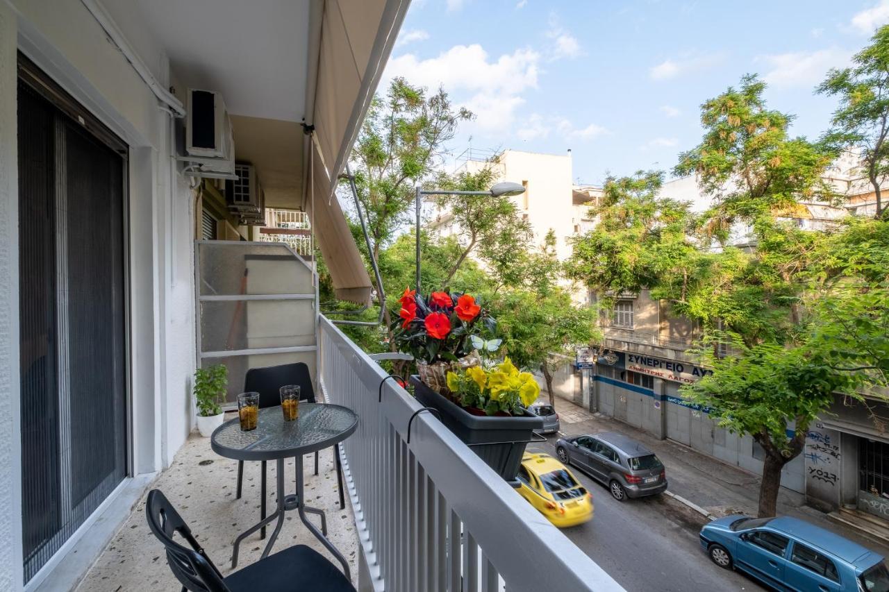 Sokos Residence, 1' Walk From Aghios Ioannis Metro アテネ エクステリア 写真