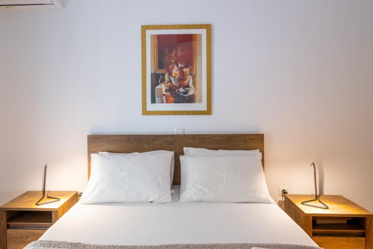 Sokos Residence, 1' Walk From Aghios Ioannis Metro アテネ エクステリア 写真