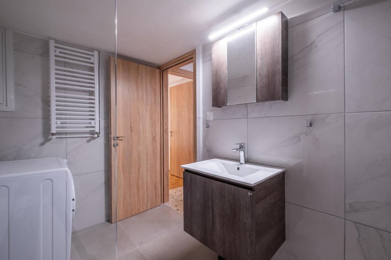 Sokos Residence, 1' Walk From Aghios Ioannis Metro アテネ エクステリア 写真
