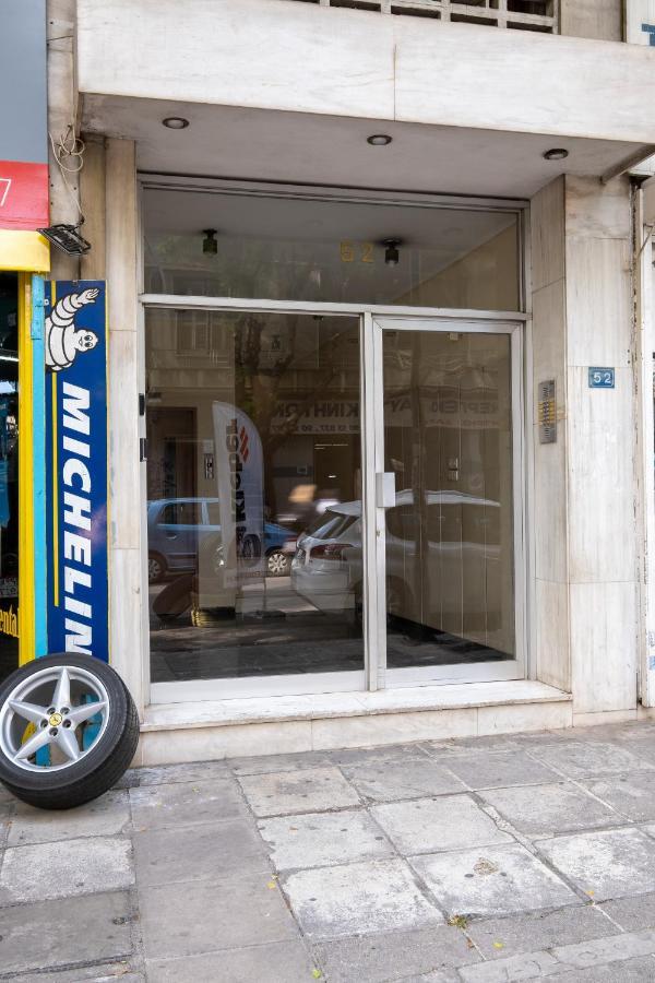 Sokos Residence, 1' Walk From Aghios Ioannis Metro アテネ エクステリア 写真